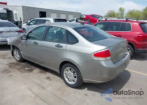 2008 Ford Focus Se/Ses z USA, uszkodzony, nr VIN 1FAHP35N38W111354